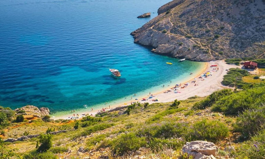 Krk: Rent a boat Atlantic 690 Cabin