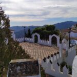 La Axarquia White Villages & Buddhist Stupa - SemiPrivate - Who Will Appreciate This Tour?