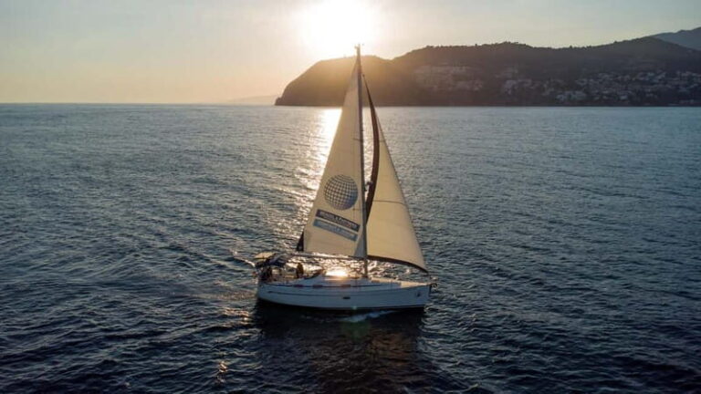 La Herradura-Maro-Nerja: Sailing at Sunset - A Detailed Look at the Sunset Sailing Experience