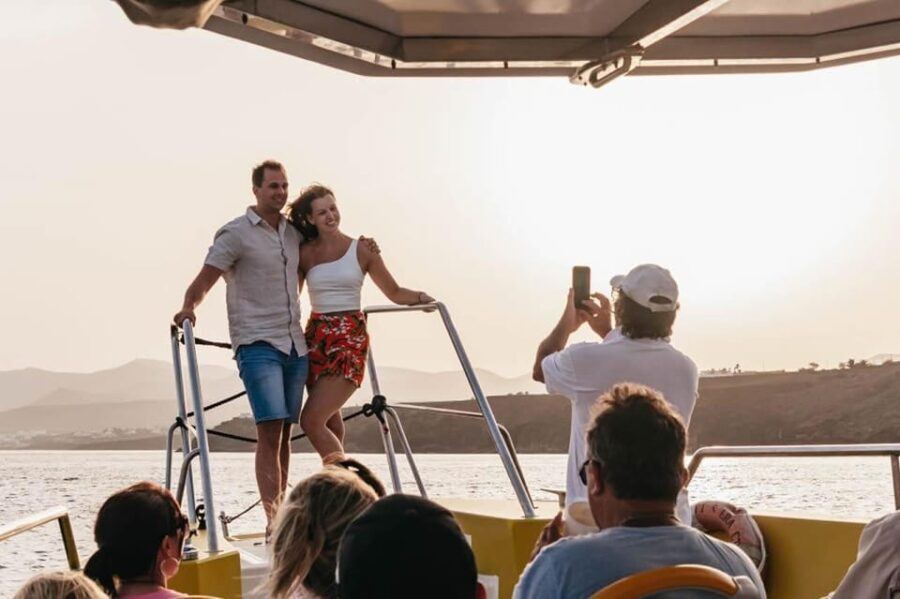 Lanzarote: 2.5-Hour Sunset and Dolphins Cruise - A Detailed Look at the Lanzarote Sunset and Dolphins Cruise