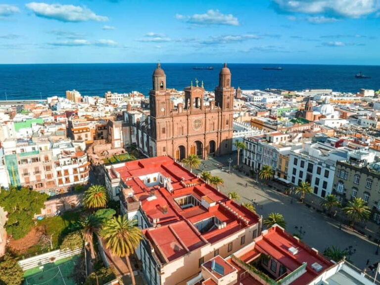 Las Palmas or Maspalomas: Contrasts tour of Gran Canaria - What’s Included and What to Consider