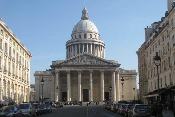 Latin District 2-Hour Private Tour: from the Middle Ages to Midnight in Paris - Authentic Experiences and Insightful Stories