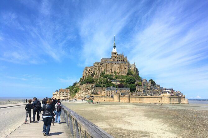 Le Havre to Mont Saint Michel: Small Group Private Tour - Transportation and Guides: What it Means for You