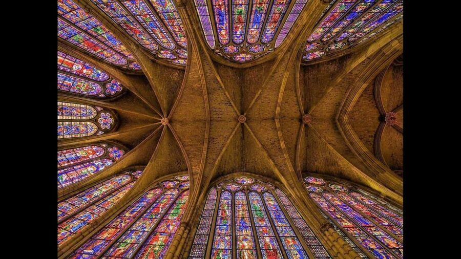 León Cathedral: tour with a local art historian - A Closer Look at the Tour Experience