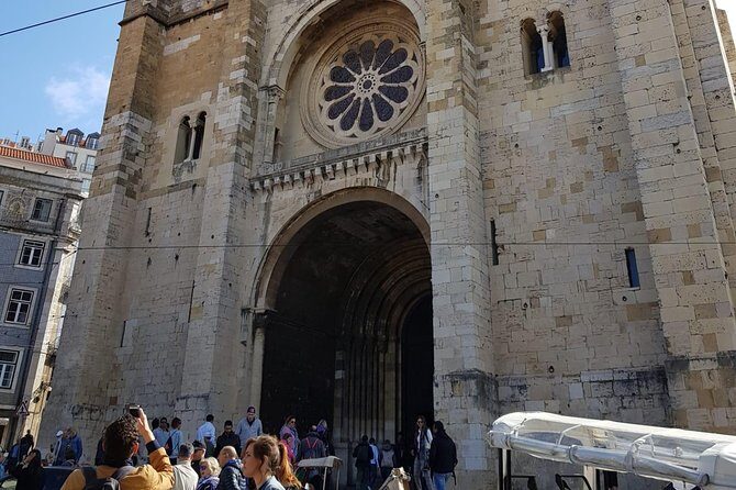 Lisbon City Tour 2 hours (Máx 6 pax) - A Deep Dive into the Lisbon Tuk-Tuk Experience