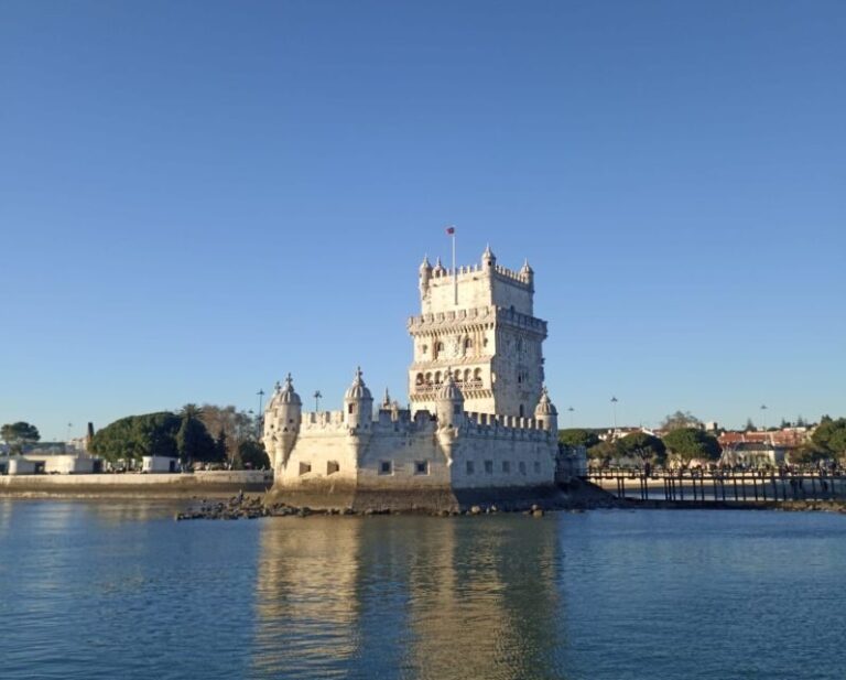 Lisbon: Private Sunset Sailboat Tour with Welcome Drink - The Sum Up