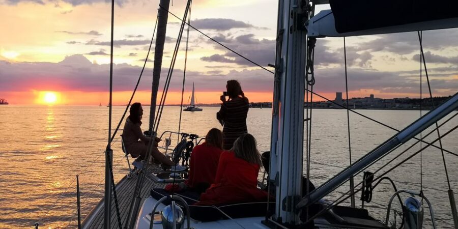 Lisbon: Private Yacht Tour Along Coast and Sunset Views - The Start: Easy and Convenient Meeting Point