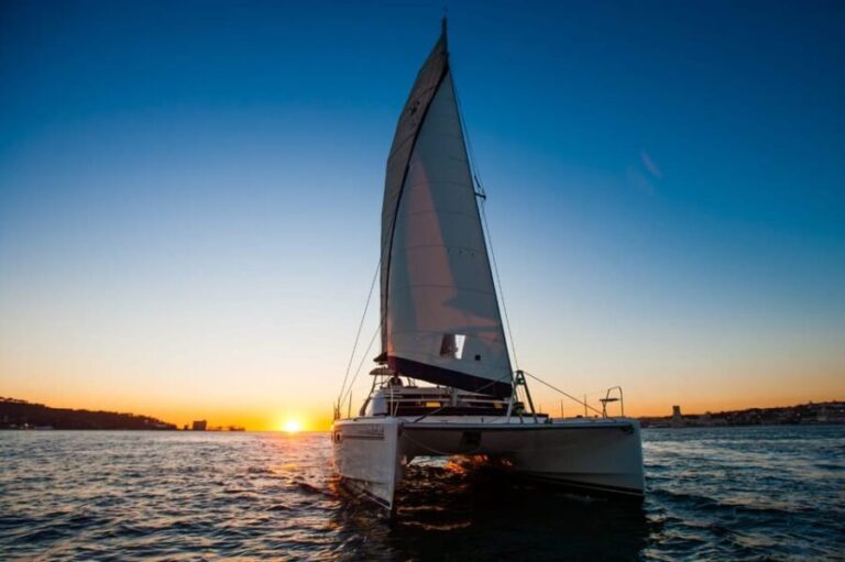Lisbon: Sunset Catamaran Cruise, Music and Open Bar - Authentic Reviews and Insights