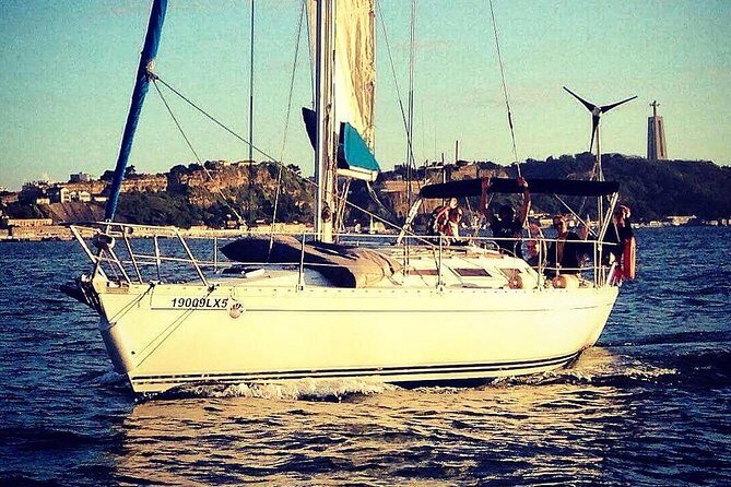 Lisbon Sunset Sailing Tour with White or Rosé Wine and Snacks - A Well-Rounded Look at the Tour