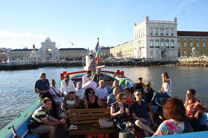Lisbon Traditional Boats - Express Cruise - 45min - Key Points