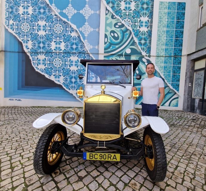 Lisbon: Tuk Tuk 1H30 Tour Old Town Complete with a Old Timer - Exploring the Old Town in Style: An In-Depth Review