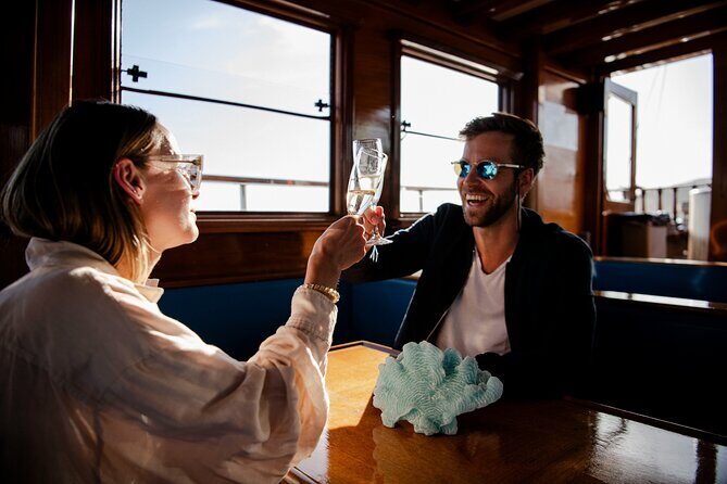 Live Music & Sunset Wooden Boat in Barcelona - Practical Details and Tips for Travelers