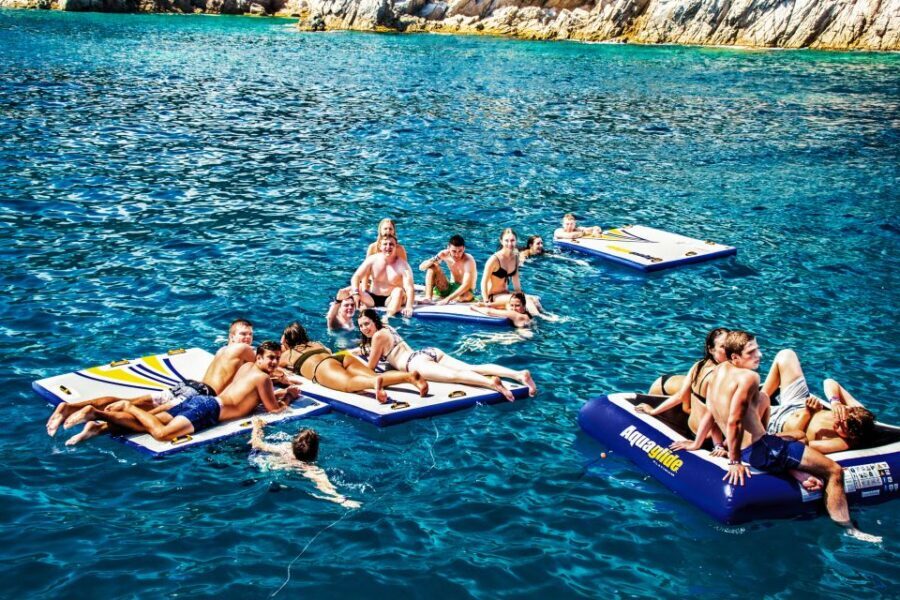 Lloret de Mar: Catamaran Sailing Cruise with BBQ and Drinks - The Itinerary in Detail