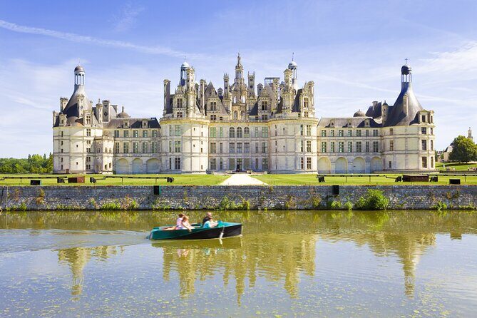 Loire Valley Castles Private Tour From Paris/skip-the-line ticket - What Reviewers Say: Authentic Praise for Guides and Views