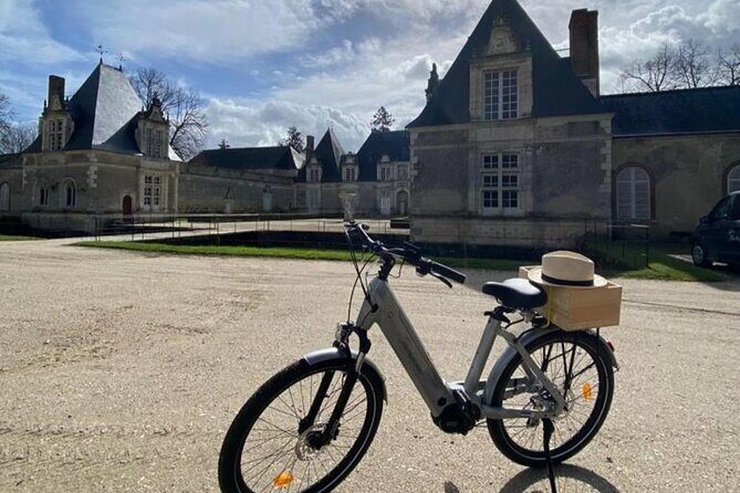 Loire Valley Ebike Tour to Chambord FROM TOURS - Exploring the Loire Valley on Two Wheels