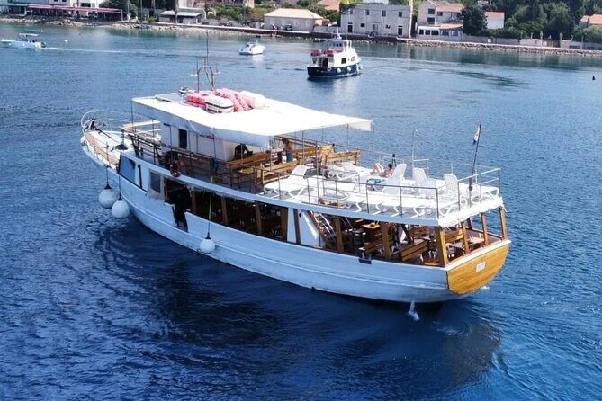 Lokrum Island Transfer with Panoramic Cruise from Dubrovnik - A Closer Look at the Experience