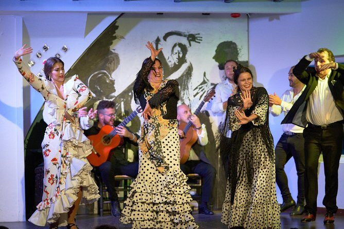 Los Gallos Flamenco Show Admission Ticket - Practical Tips for Visitors