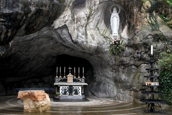 Lourdes Must-see Sites and Sanctuary Private Guided Tour - Why Choose This Tour?