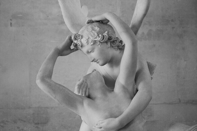 Louvre Art and Mysteries: Guided Experience for 6-people Max - Who Should Consider This Tour?