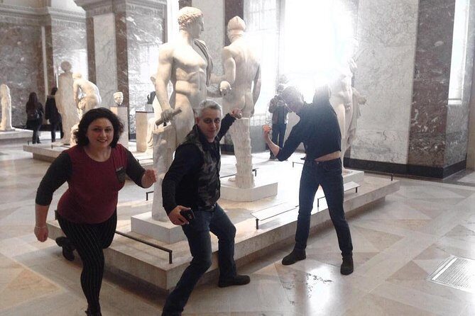 Louvre: Highlights and hidden pearls in MINI groups/SKIP the line - What Makes This Tour Stand Out?