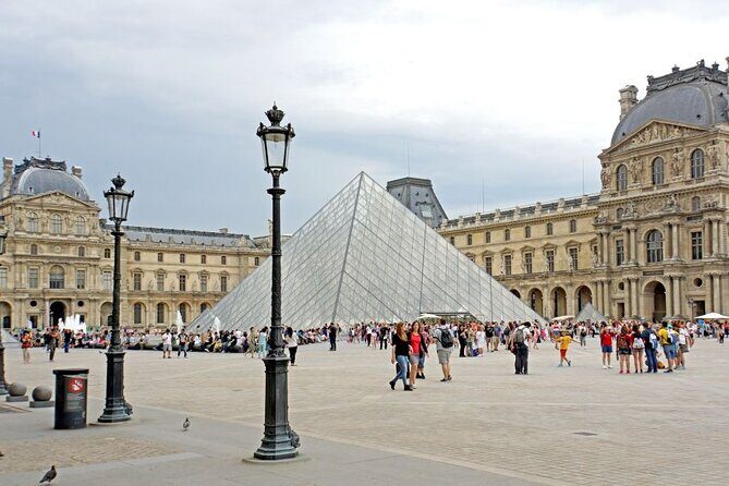 Louvre Museum Masterpieces: Guided Tour with Entry Included - The Value of a Curated, Guided Visit