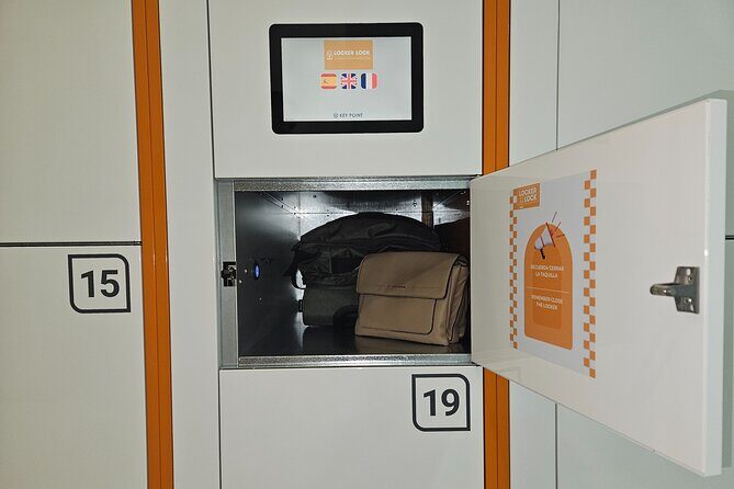 Luggage Storage in Barcelona / Locker / Luggage Storage - The Sum Up
