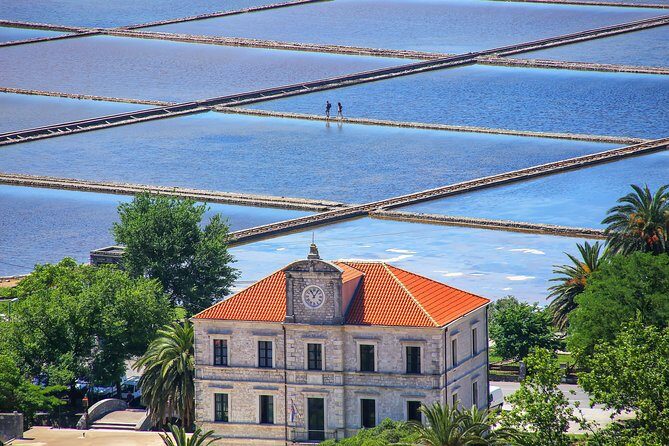 Luxury Private Transfer Dubrovnik - Split with lunch in Ston - The Journey: Comfort and Convenience