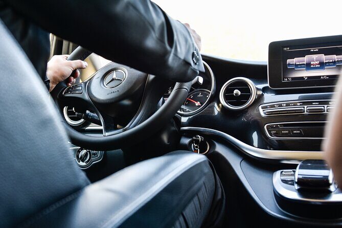 Luxury private transfer: Split airport to Split