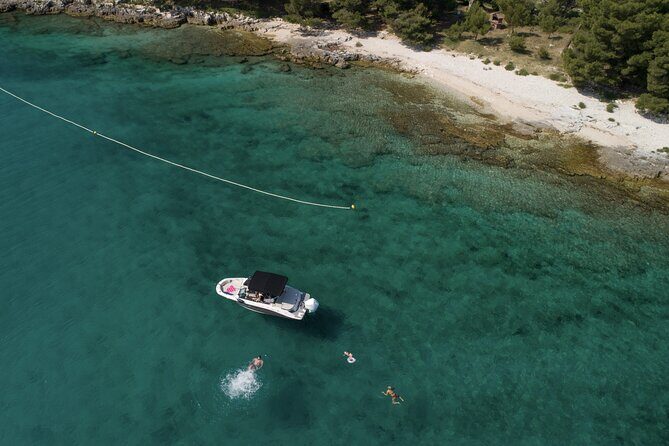 Luxury Speedboat Island Hopping with Swimming & Snorkeling - What You Can Expect on the Boat