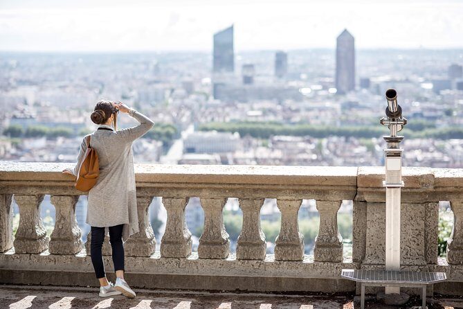 Lyon Through the Ages: History, Cinema, and Cafés - FAQ