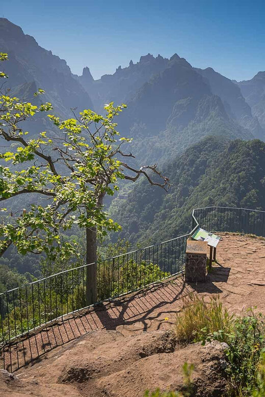 Madeira Funchal:East Tour Pico Arieiro & Santana&Laurissilva - What Sets This Tour Apart?
