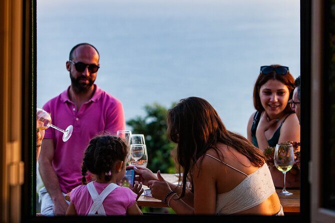 Madeira Genuíne Food Experience at Re-Canto - Harvesting and Preparing Authentic Madeira Dishes