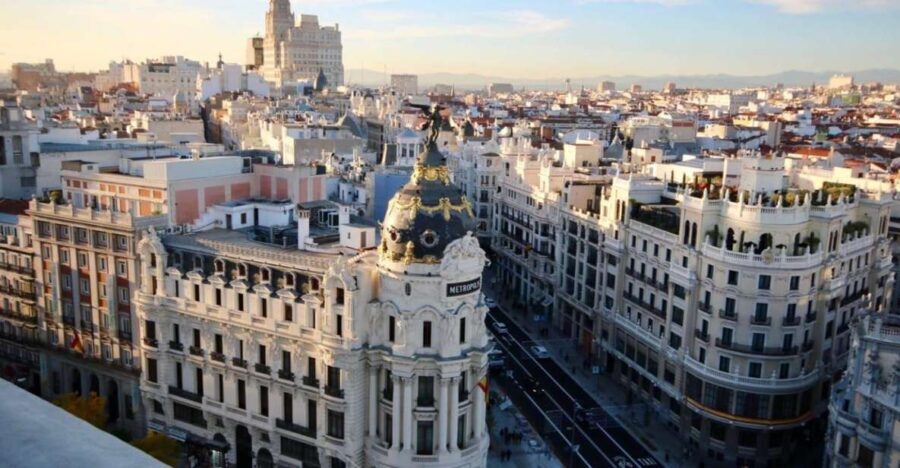 Madrid: 1.5-Hour City Highlights Guided Walking Tour - A Closer Look at the Tour Itinerary