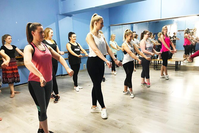 Madrid: 1-Hour Flamenco Class Experience - Analyzing the Value: Is It Worth It?