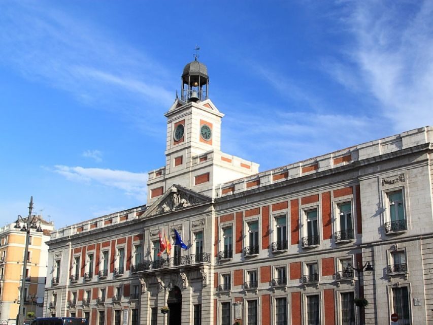 Madrid: 2-Hour City Highlights Guided Walking Tour - Detailed Breakdown of Each Stop