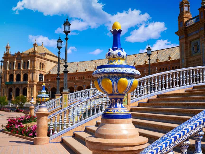 Madrid: 5-Day Andalusia and Toledo Tour - Transportation and group experience
