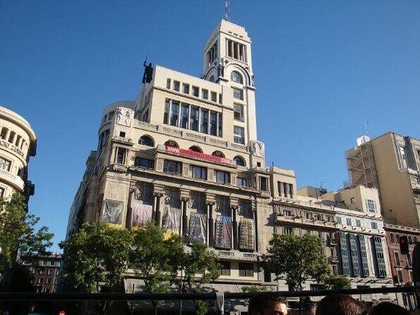 Madrid Architecture tour Gran Vía from its best rooftops - Is It Worth the Price?