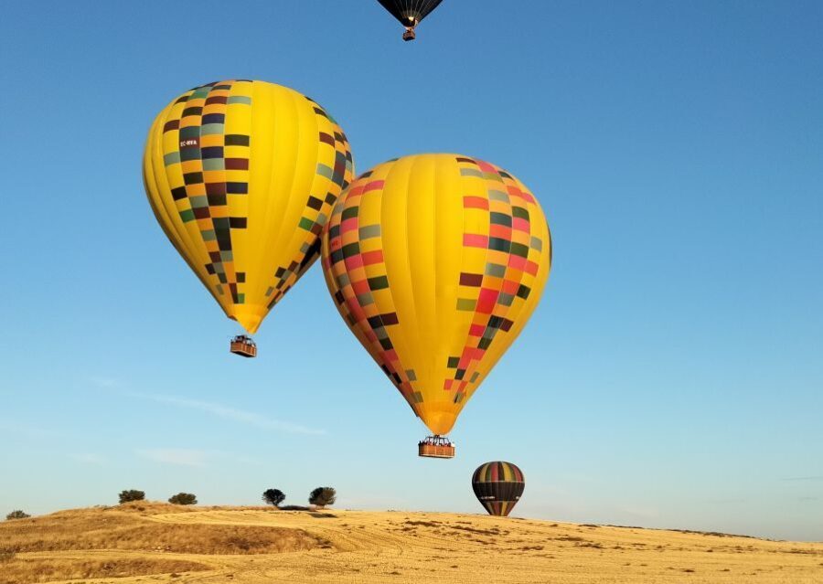 Madrid: Balloon Ride with Transfer Option from Madrid City - FAQs