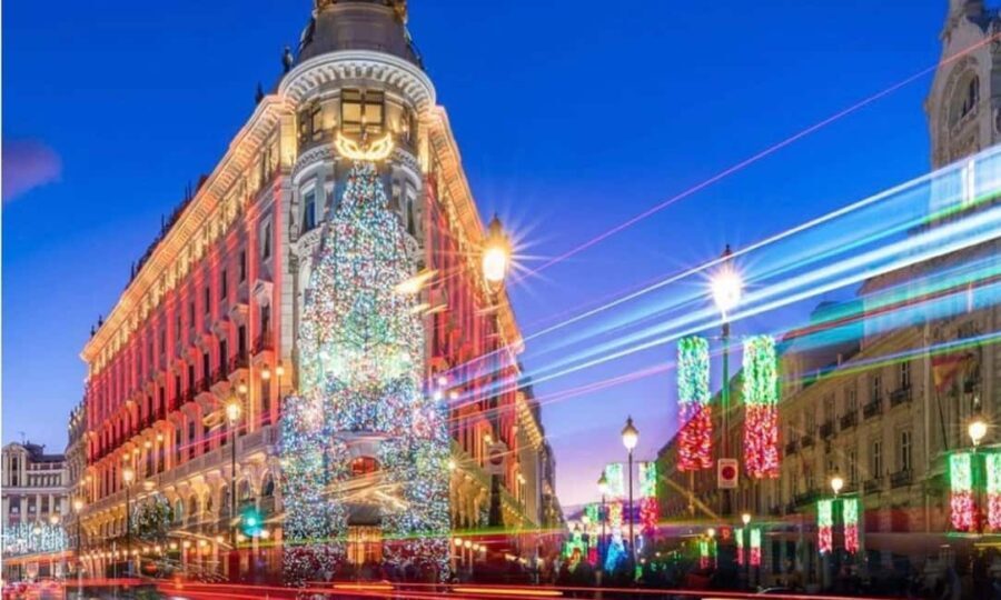 Madrid: Christmas Lights Private Tuk-Tuk Tour - Practical Details and Considerations