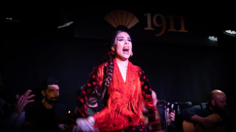 Madrid: Flamenco Show&Drink at Tablao 1911 (World's Oldest) - What Makes This Experience Stand Out?