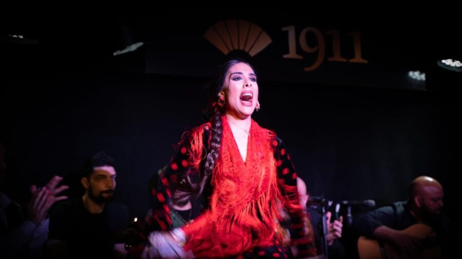 Madrid: Flamenco Show&Drink at Tablao 1911 (World's Oldest) - What Makes This Experience Stand Out?