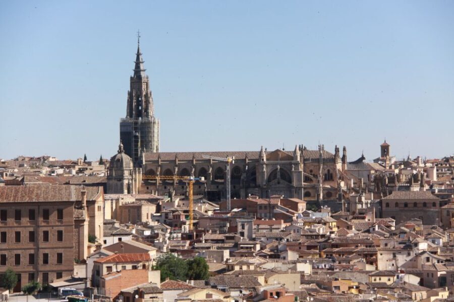 Madrid: Full-Day Guided Tour of Toledo with Cathedral Visit - Why This Tour Works for Most Travelers