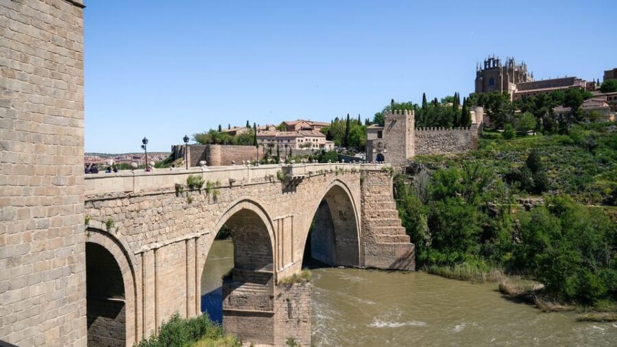 Madrid: Guided Tour of Toledo with Cathedral Visit - The Value of This Tour