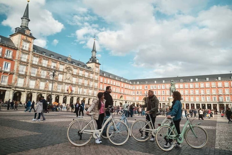 Madrid: Highlights Guided Vintage Bike Tour and Tapas Option - What Makes This Tour Special