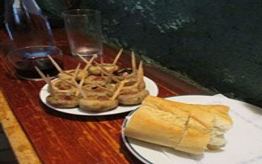 Madrid: Old Madrid Walking Food and Wine Tour - A Detailed Look at the Madrid: Old Madrid Walking Food and Wine Tour