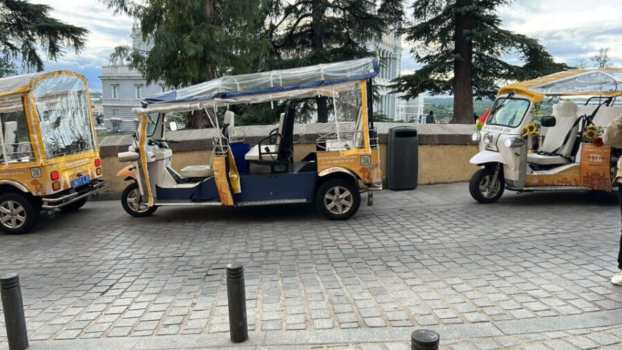 Madrid: Panoramic tour with Private guide in yellow Tuk Tuk - Why You Should Consider This Tour