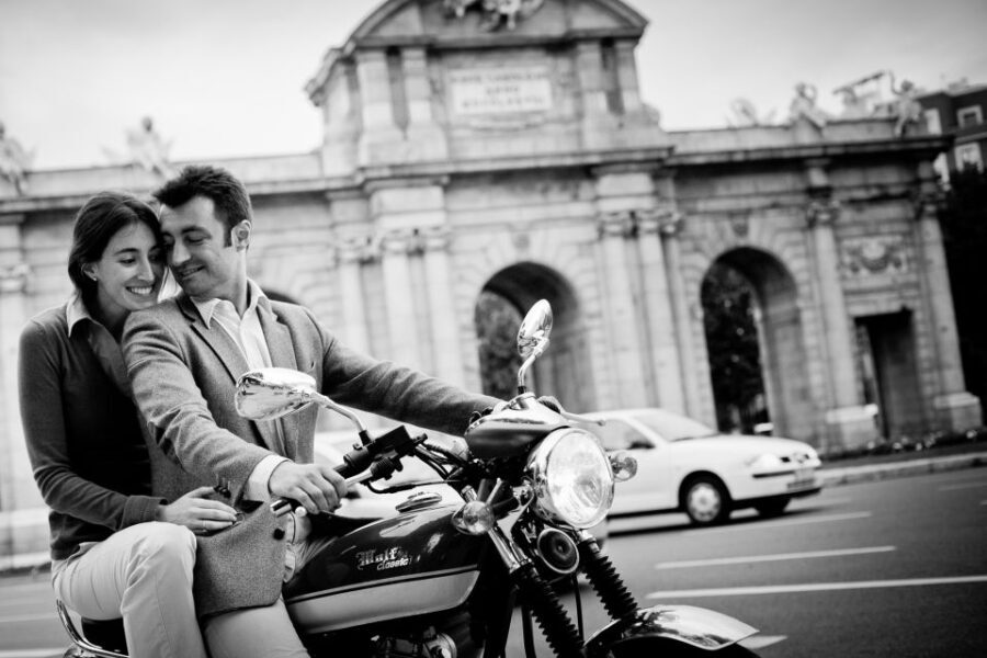 Madrid: Private Photo Shoot and Professional Images - The Neighborhoods and Locations