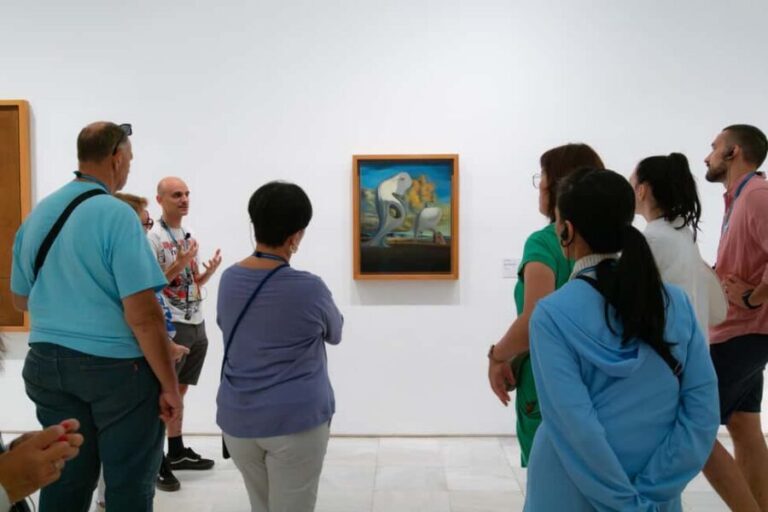 Madrid: Reina Sofía Guided Tour with Skip-the-Line Tickets - A Closer Look at the Guided Tour Experience