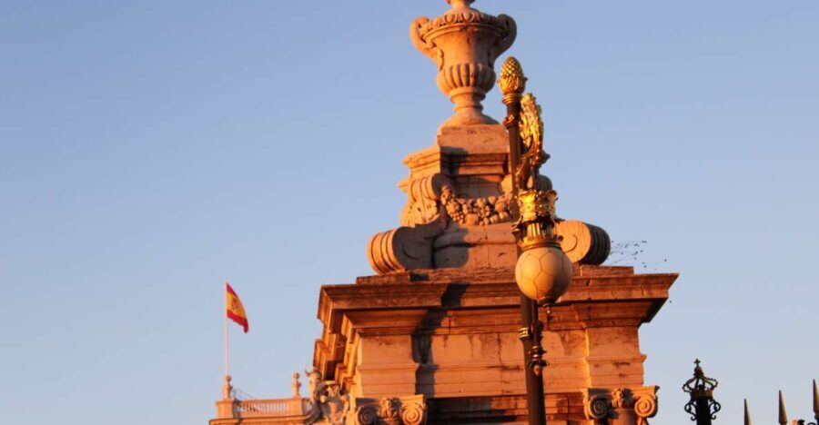 Madrid: Royal Palace Private Tour with Entry Ticket - Why Choose This Tour? Practical Insights