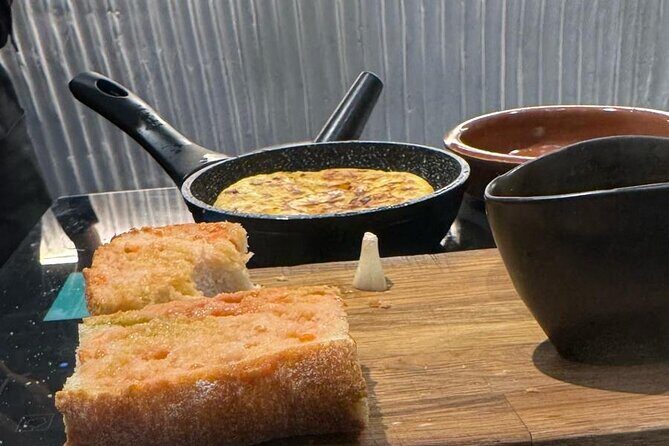 Madrid Spanish Omelet Cooking Class and Bottomless Wine brunch - FAQs